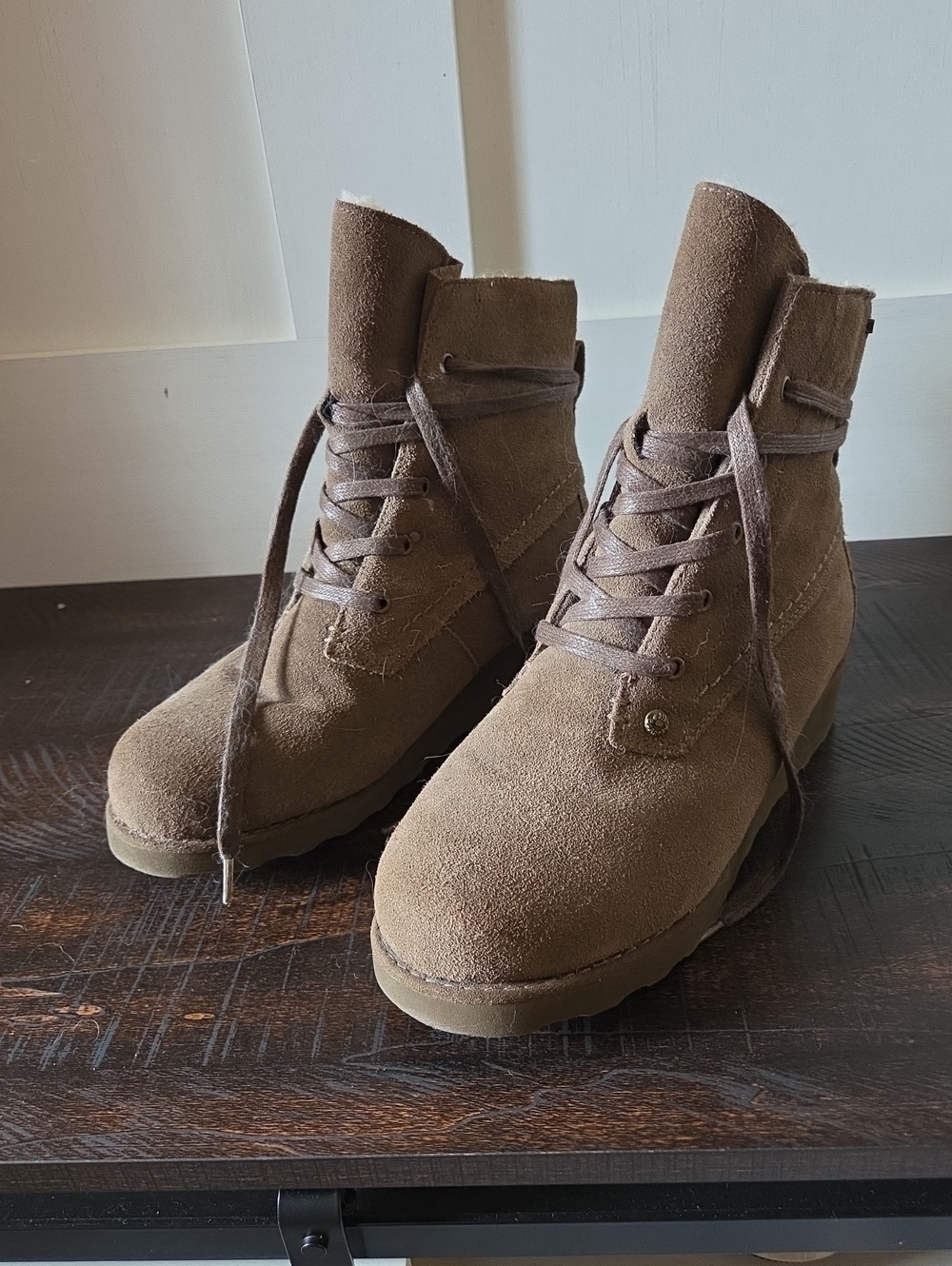 BearPaw Women’s Brown Suede Lace-Up Wedge Ankle Snow Boots